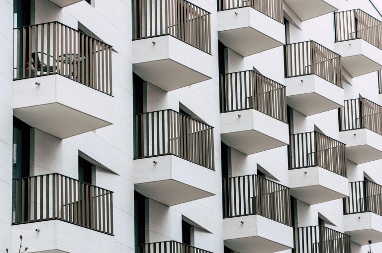 Location meublée : la liste complète des meubles obligatoires