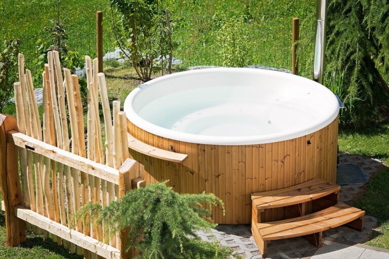 Comment choisir son jacuzzi : le guide complet pour ne pas se tromper