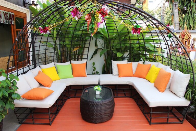 Comment choisir un salon de jardin : le guide complet
